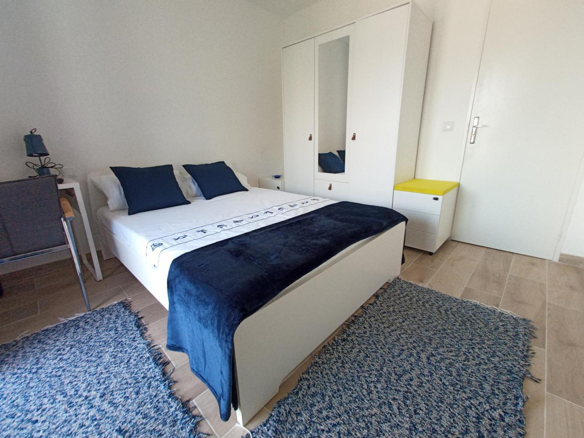 Private Room In Renovated Apartment - Tram 1 Min Walk ニース 部屋 写真